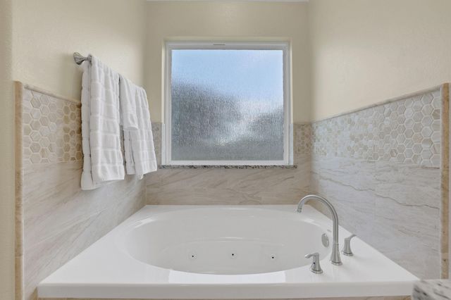 12751 County Road 283, Alvin, TX 77511
