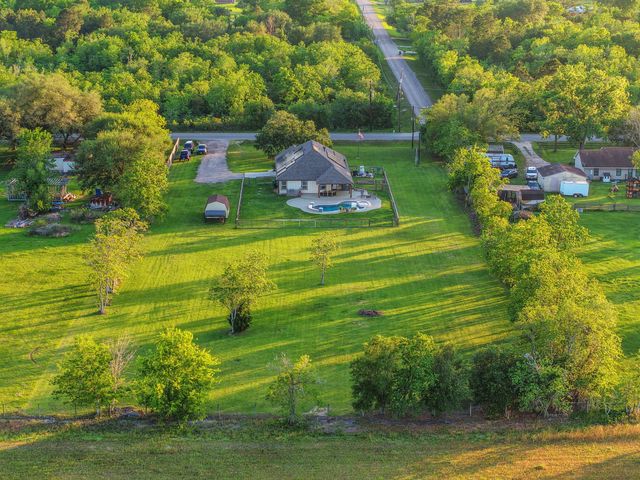 12751 County Road 283, Alvin, TX 77511