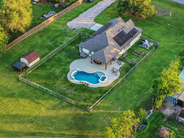 12751 County Road 283, Alvin, TX 77511