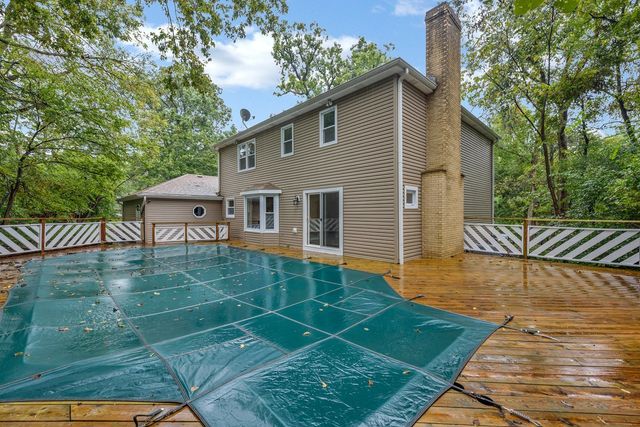 230 Saint Andrews Drive, Bolingbrook, IL 60440