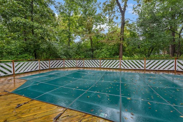 230 Saint Andrews Drive, Bolingbrook, IL 60440