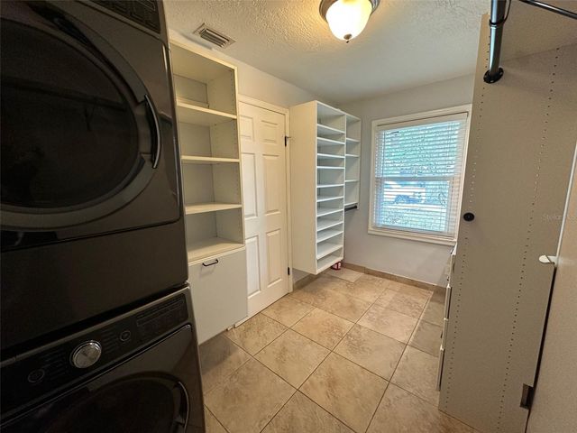 625 W KING STREET, Orlando, FL 32804