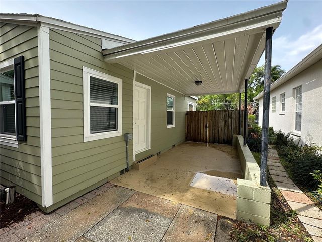 625 W KING STREET, Orlando, FL 32804