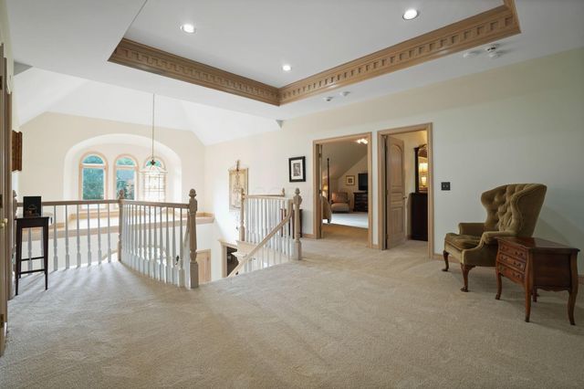 4840 Paddington Way, Powell, OH 43065