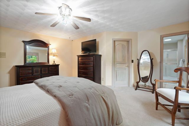 4840 Paddington Way, Powell, OH 43065