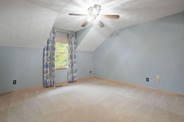 4840 Paddington Way, Powell, OH 43065