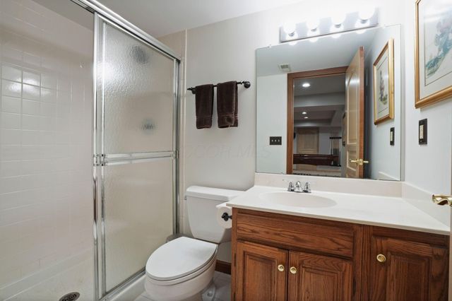 4840 Paddington Way, Powell, OH 43065