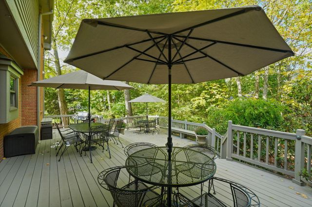 4840 Paddington Way, Powell, OH 43065