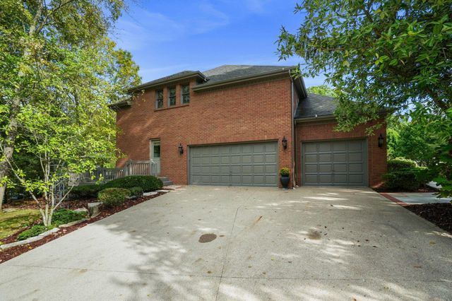 4840 Paddington Way, Powell, OH 43065