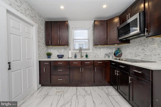 317 BILLINGSPORT RD, Paulsboro, NJ 08066