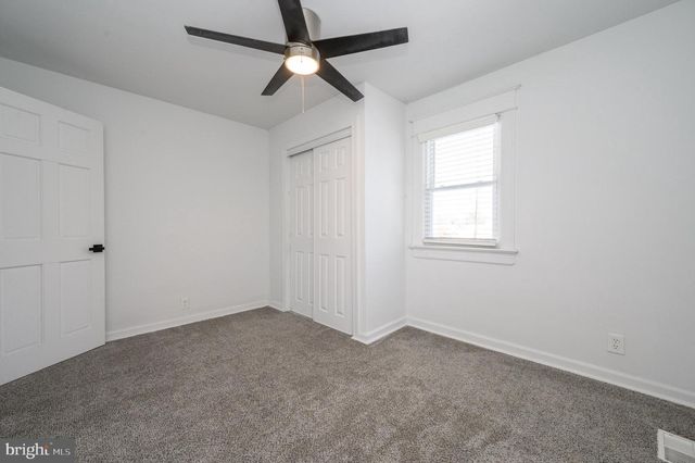 317 BILLINGSPORT RD, Paulsboro, NJ 08066