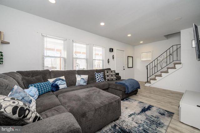 317 BILLINGSPORT RD, Paulsboro, NJ 08066