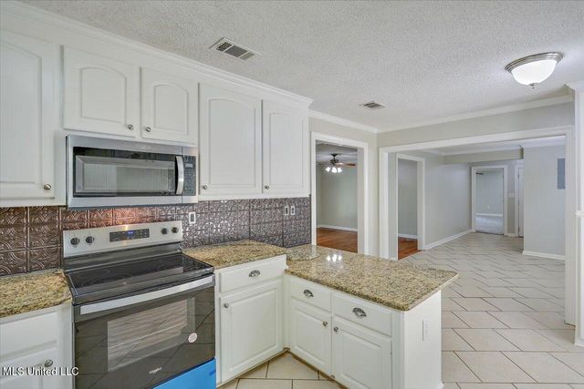 2713 Highway 471, Brandon, MS 39047