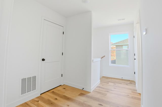 2649 FRAZIER LP, Columbia, MO 65202