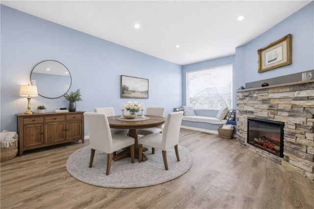 4037 Windsor St, Greenfield, PA 15217