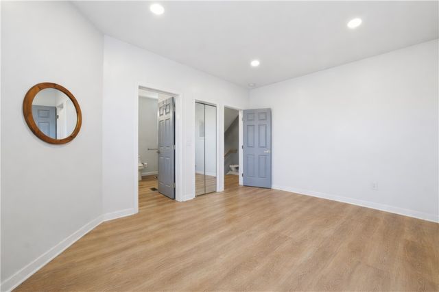 4037 Windsor St, Greenfield, PA 15217