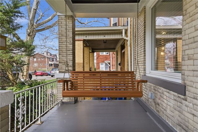 4037 Windsor St, Greenfield, PA 15217