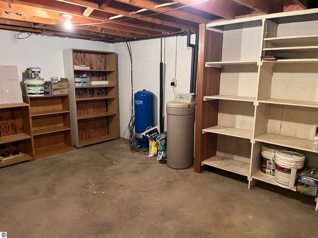 2231 Pauline, Grand Blanc, MI 48439