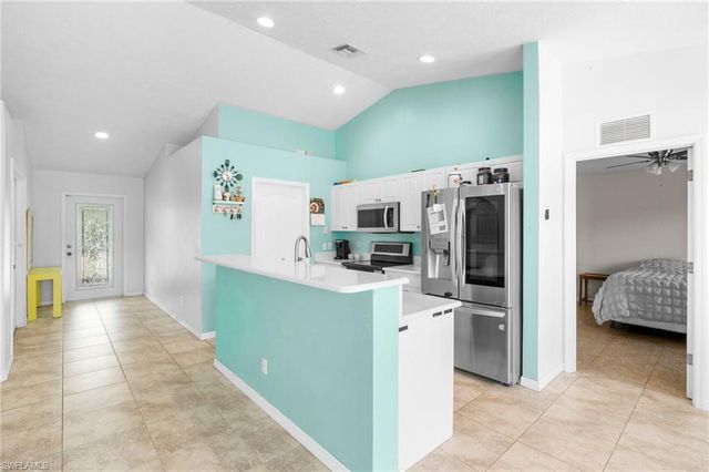 15601 Cemetery RD, Fort Myers, FL 33905