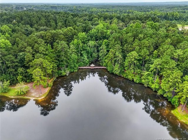 95 Valley Brook Lane, Spring Lake, NC 28390