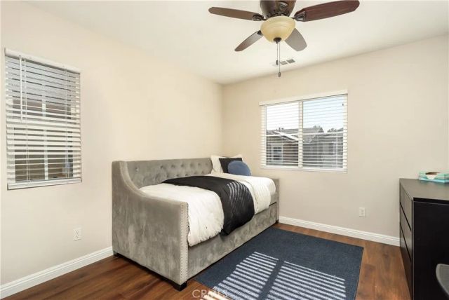 28215 Clementine Drive, Saugus, CA 91350
