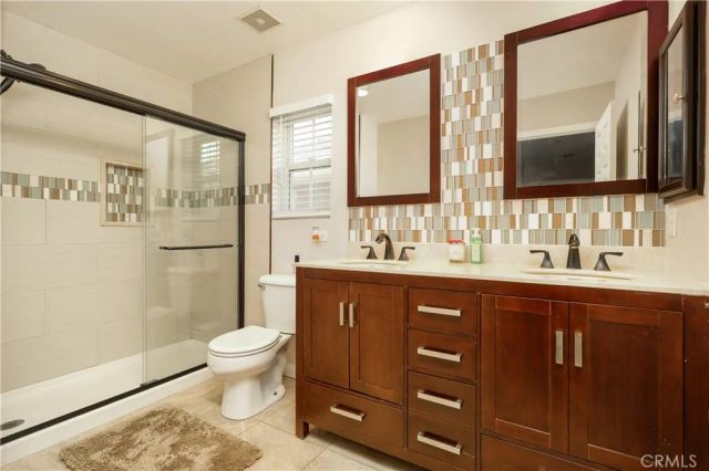 28215 Clementine Drive, Saugus, CA 91350