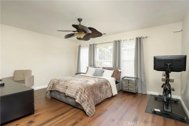 28215 Clementine Drive, Saugus, CA 91350