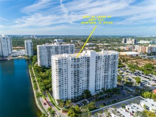 2851 NE 183rd Street E 2211, Aventura, FL 33160