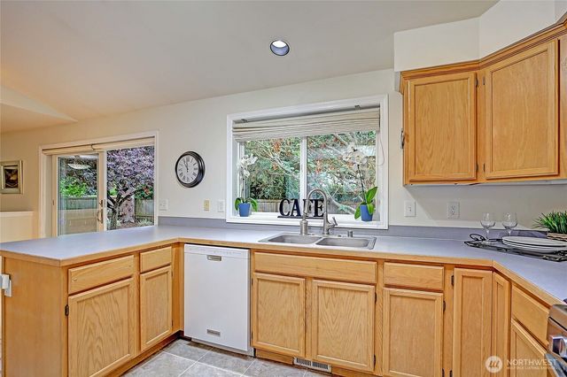 7908 265th Street NW, Stanwood, WA 98292