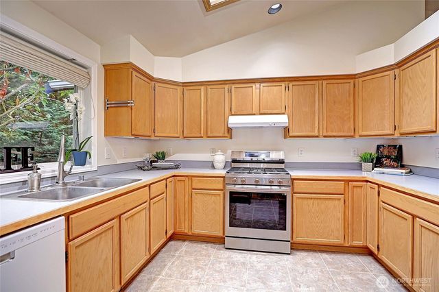 7908 265th Street NW, Stanwood, WA 98292