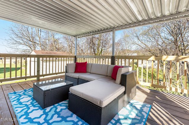 1216 Bluff City Highway, Bristol, TN 37620