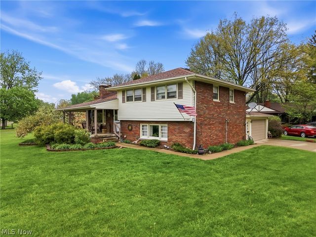 3441 Bentwillow Lane, Youngstown, OH 44511