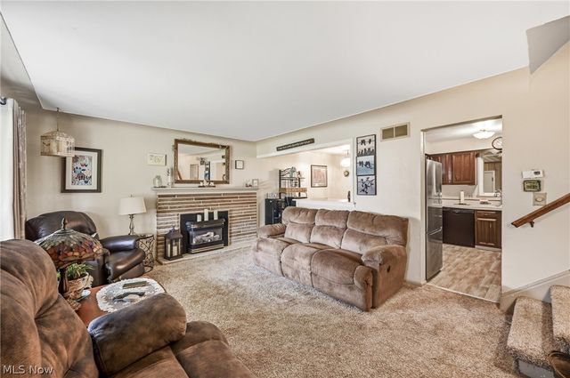 3441 Bentwillow Lane, Youngstown, OH 44511