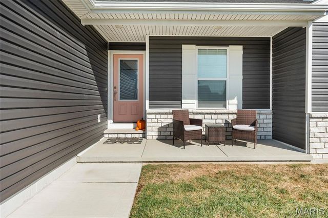 536 Eisenhower Boulevard, Troy, IL 62294