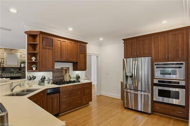 335 Coventry Park Lane, Winston-salem, NC 27104