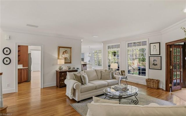 335 Coventry Park Lane, Winston-salem, NC 27104