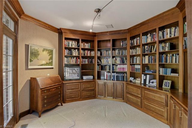 335 Coventry Park Lane, Winston-salem, NC 27104