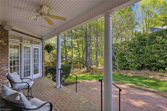 335 Coventry Park Lane, Winston-salem, NC 27104