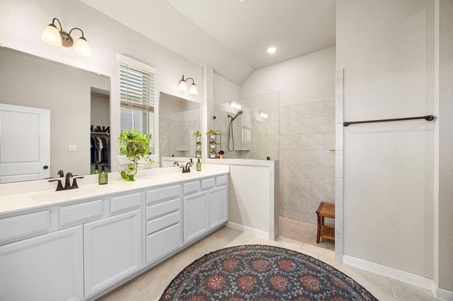 10419 Hay Meadow Drive, Iowa Colony, TX 77583