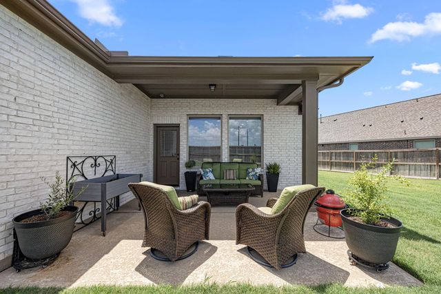 10419 Hay Meadow Drive, Iowa Colony, TX 77583