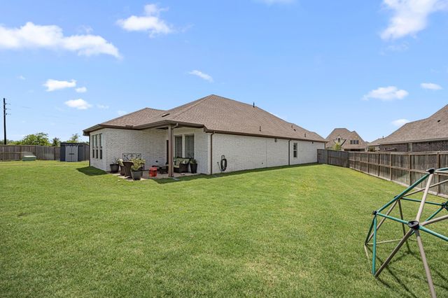 10419 Hay Meadow Drive, Iowa Colony, TX 77583