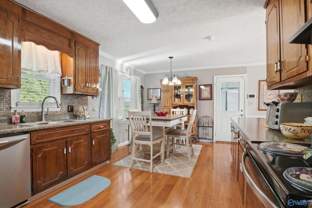 13741 Section Line Road, Elkmont, AL 35620