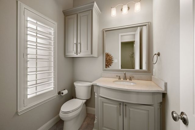 208 Saint Tropez Drive, Southlake, TX 76092