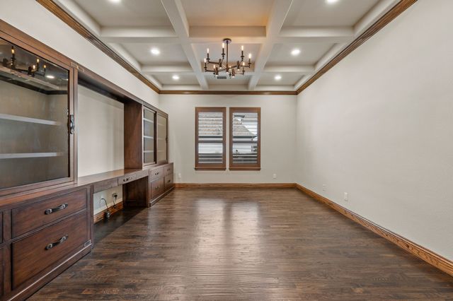 208 Saint Tropez Drive, Southlake, TX 76092