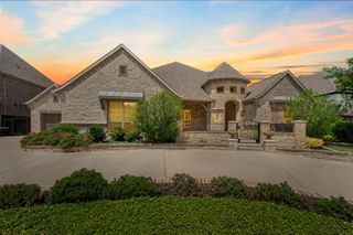 208 Saint Tropez Drive, Southlake, TX 76092