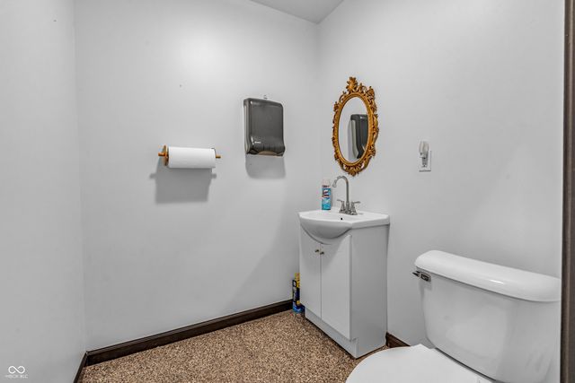 7661 S County Road 0, Clayton, IN 46118
