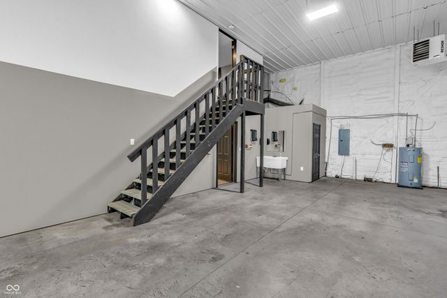 7661 S County Road 0, Clayton, IN 46118
