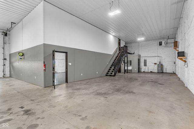 7661 S County Road 0, Clayton, IN 46118