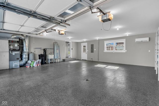 7661 S County Road 0, Clayton, IN 46118