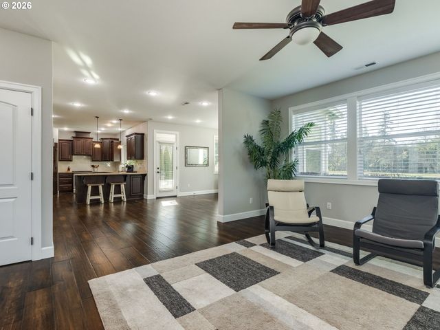 2150 N L Ct, Washougal, WA 98671